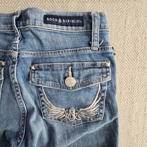 Rock & Republic Jeans Women's Size 2 (28x26) Embroidery Flap Pocket Med Wash - Picture 6 of 16